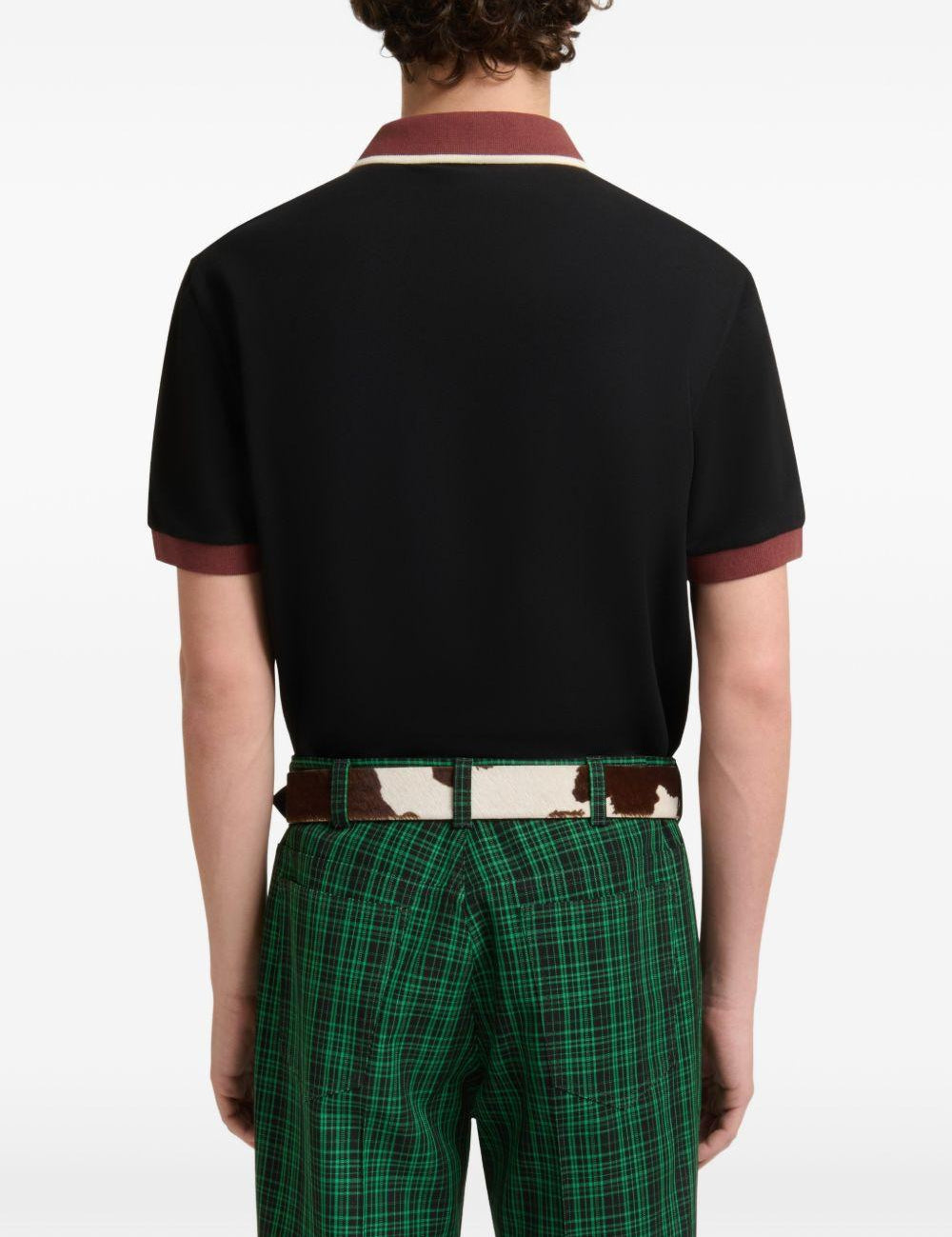 Polo con colletto a contrasto in nero e marrone 