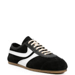 Sneakers a pannelli in pelle in nero 