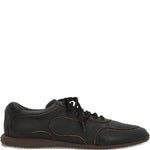 Sneakers in pelle con lacci in nero 
