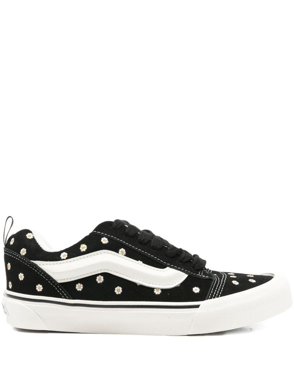 Sneakers knu skool con ricamo a fiori in nero 