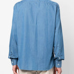 Camicia con colletto classico in denim blu brunello cucinelli - uomo 