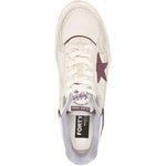 Sneakers con decorazioni a stella in bianco Golden goose - uomo 
