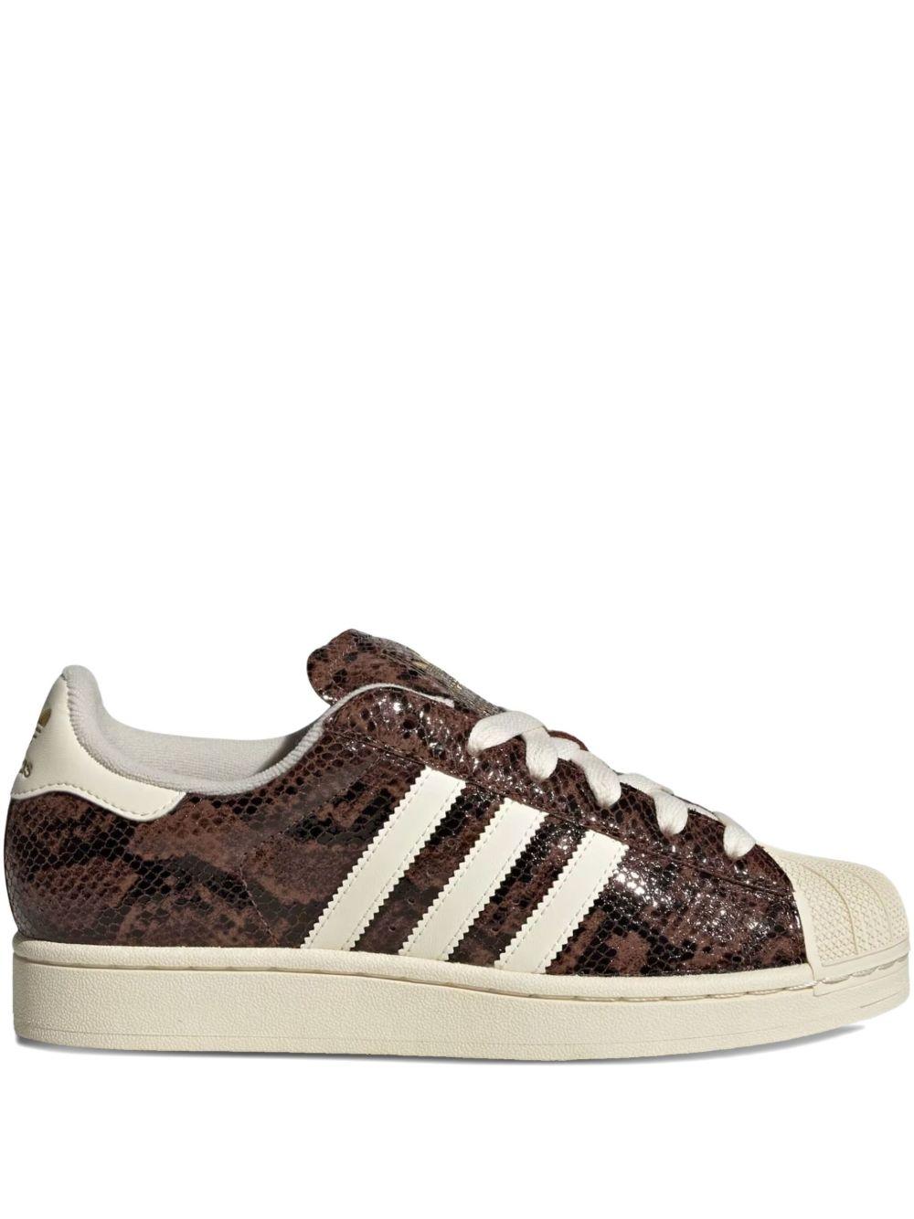 Sneakers superstar stampa animalier in marrone 