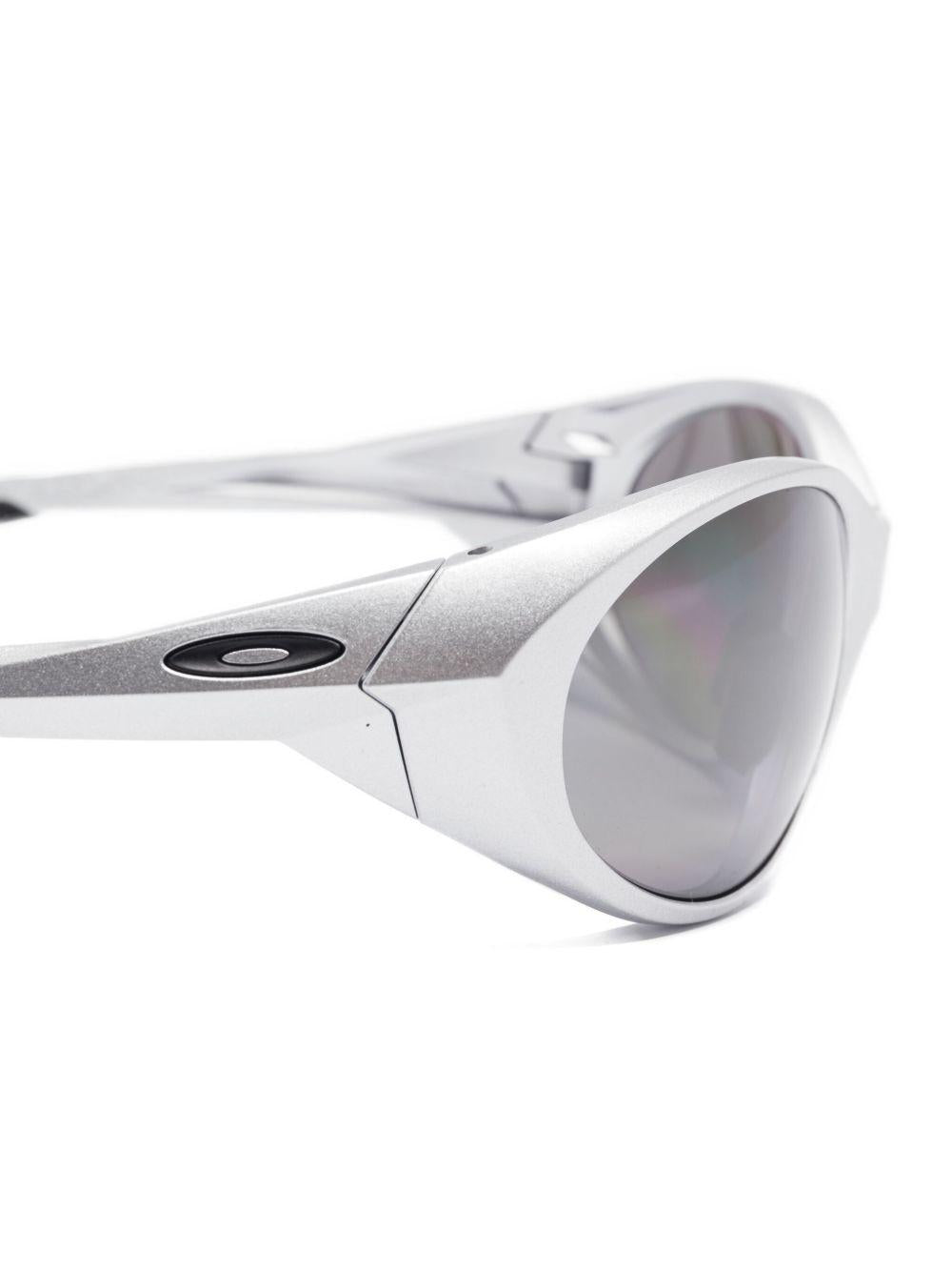 Occhiali da sole Eye Jacket Redux OO ovali in argento Oakley - unisex 