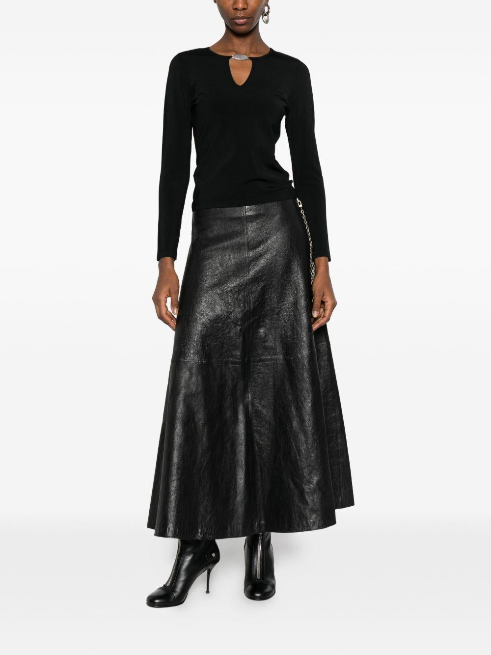 Maglione con scollo a v e targa con logo in nero Alexander wang - donna 