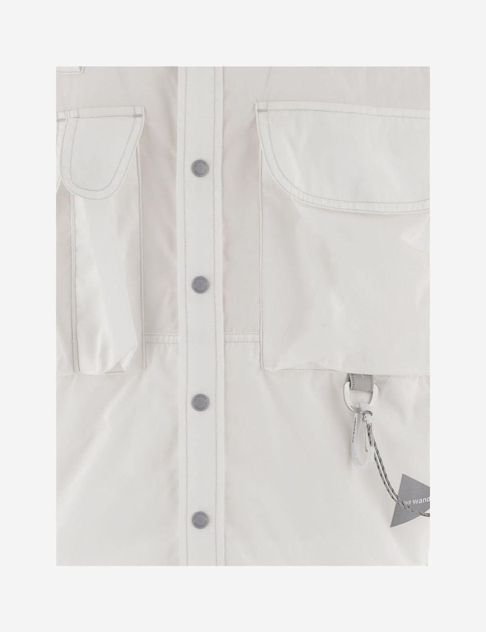Camicia con tasche in bianco and Wander - uomo 