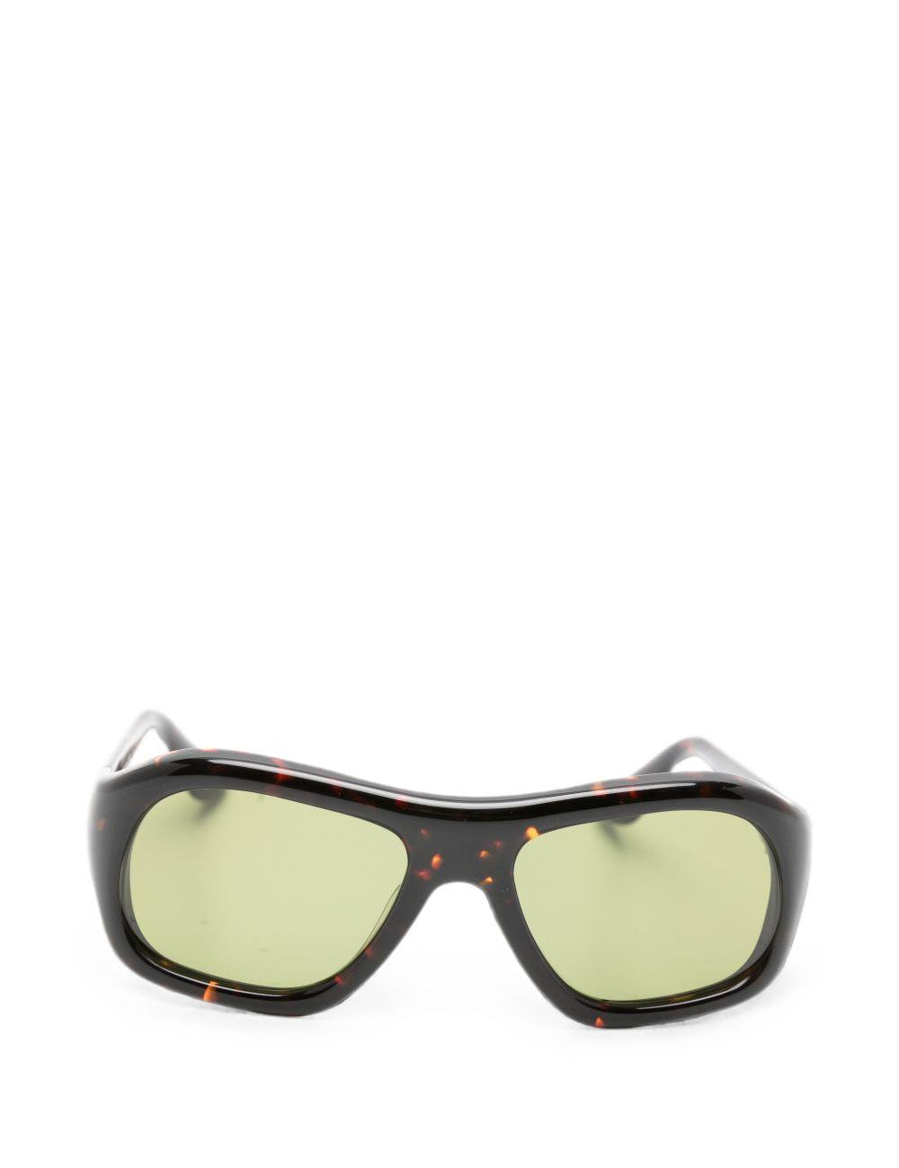 Occhiali da sole in marrone 