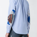 Camicia con dettaglio toppe in azzurro Junya Watanabe MAN - uomo 