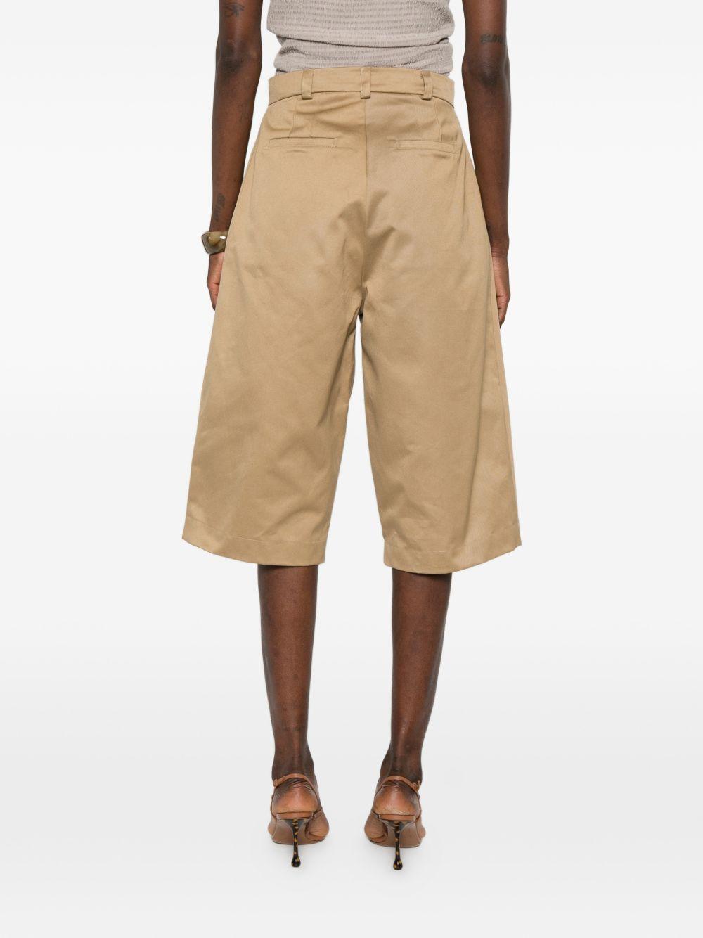 Pantaloncini con pieghe in beige Batakovic - donna 