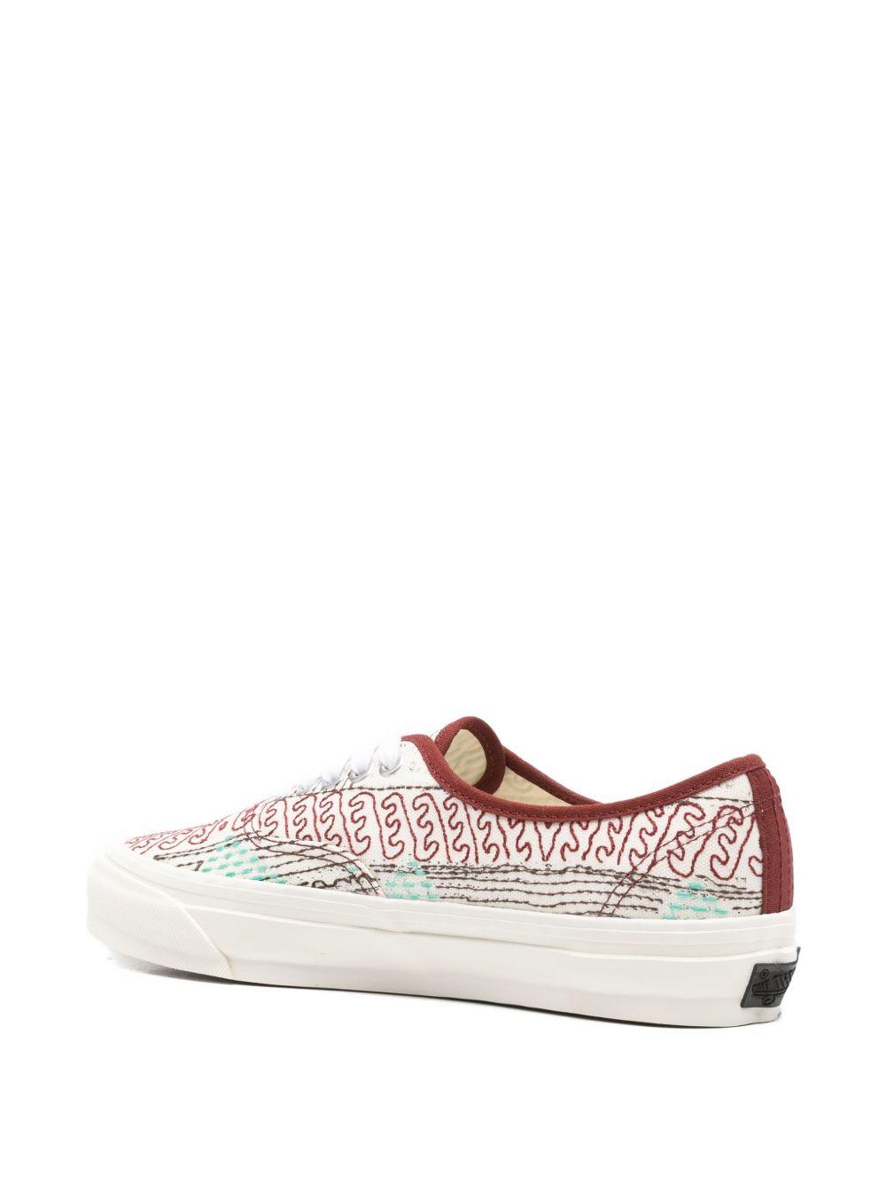 Sneakers LX Authentic 44 Persian Rug in bianco 
