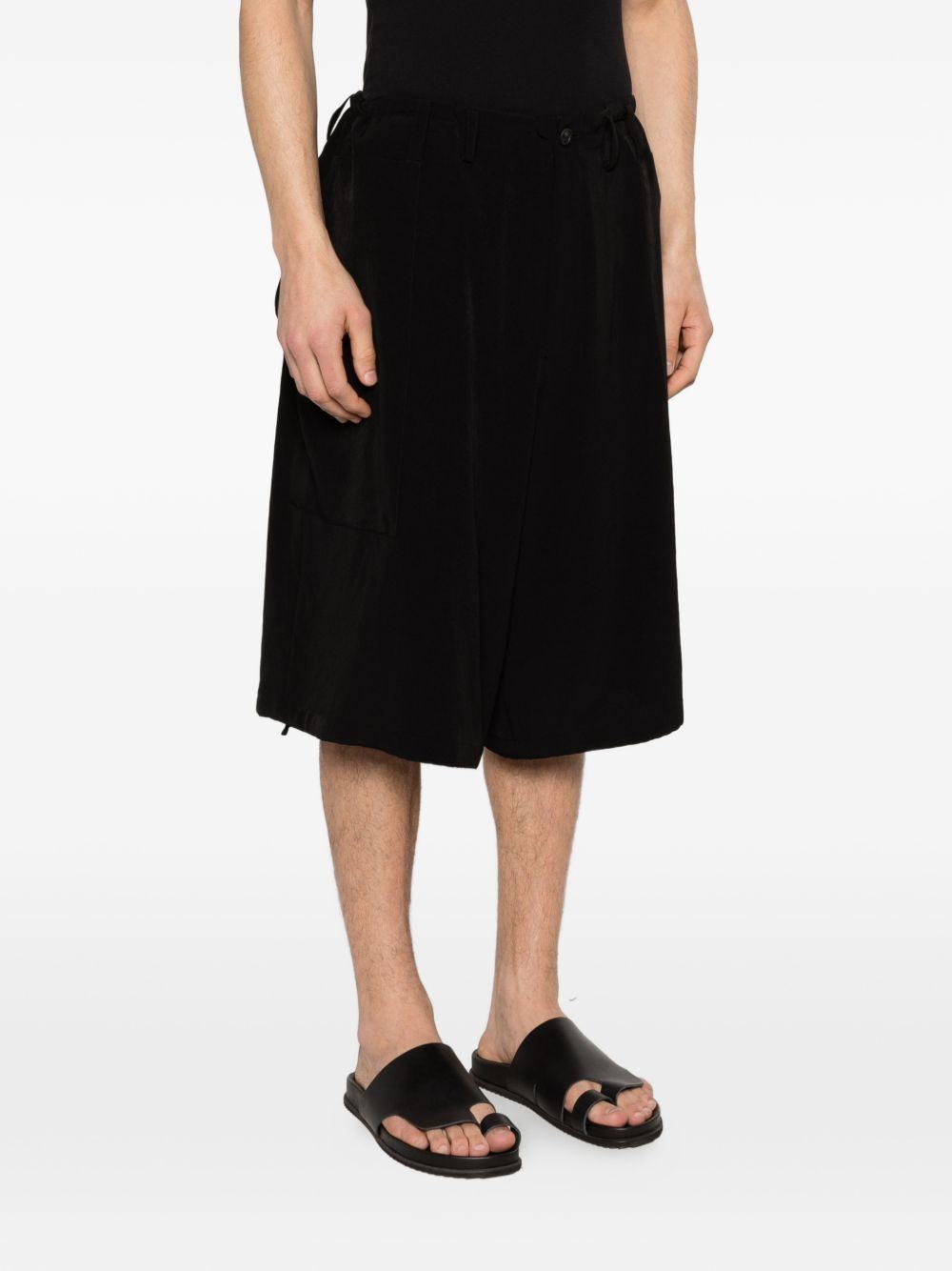 Shorts con tasche in nero Yohji yamamoto - uomo 