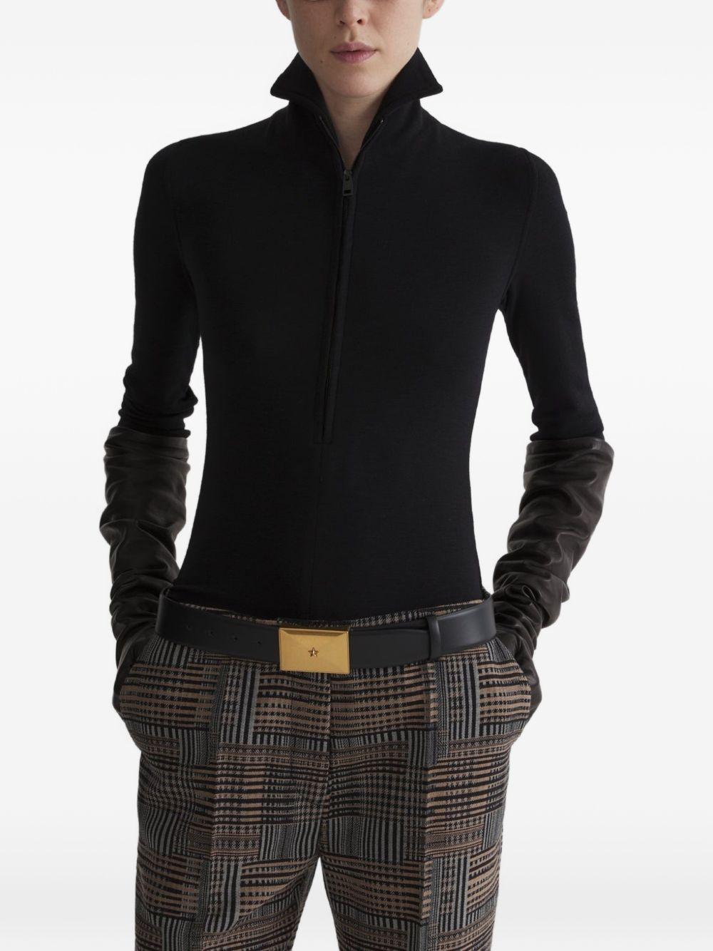 Top Column a collo alto in nero 