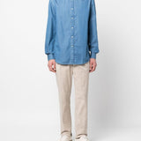 Camicia con colletto classico in denim blu brunello cucinelli - uomo 