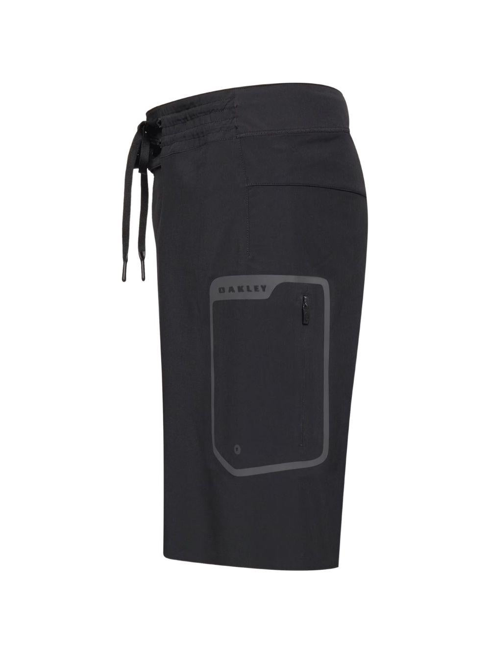 Shorts waterscape in nero Oakley - uomo 