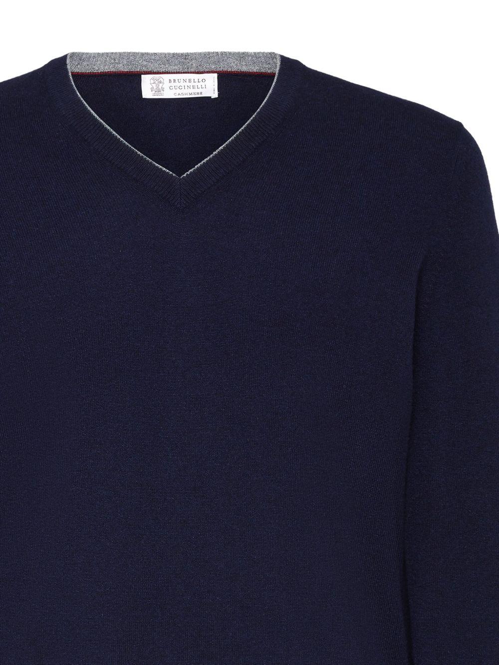 Maglione con scollo a V in blu 