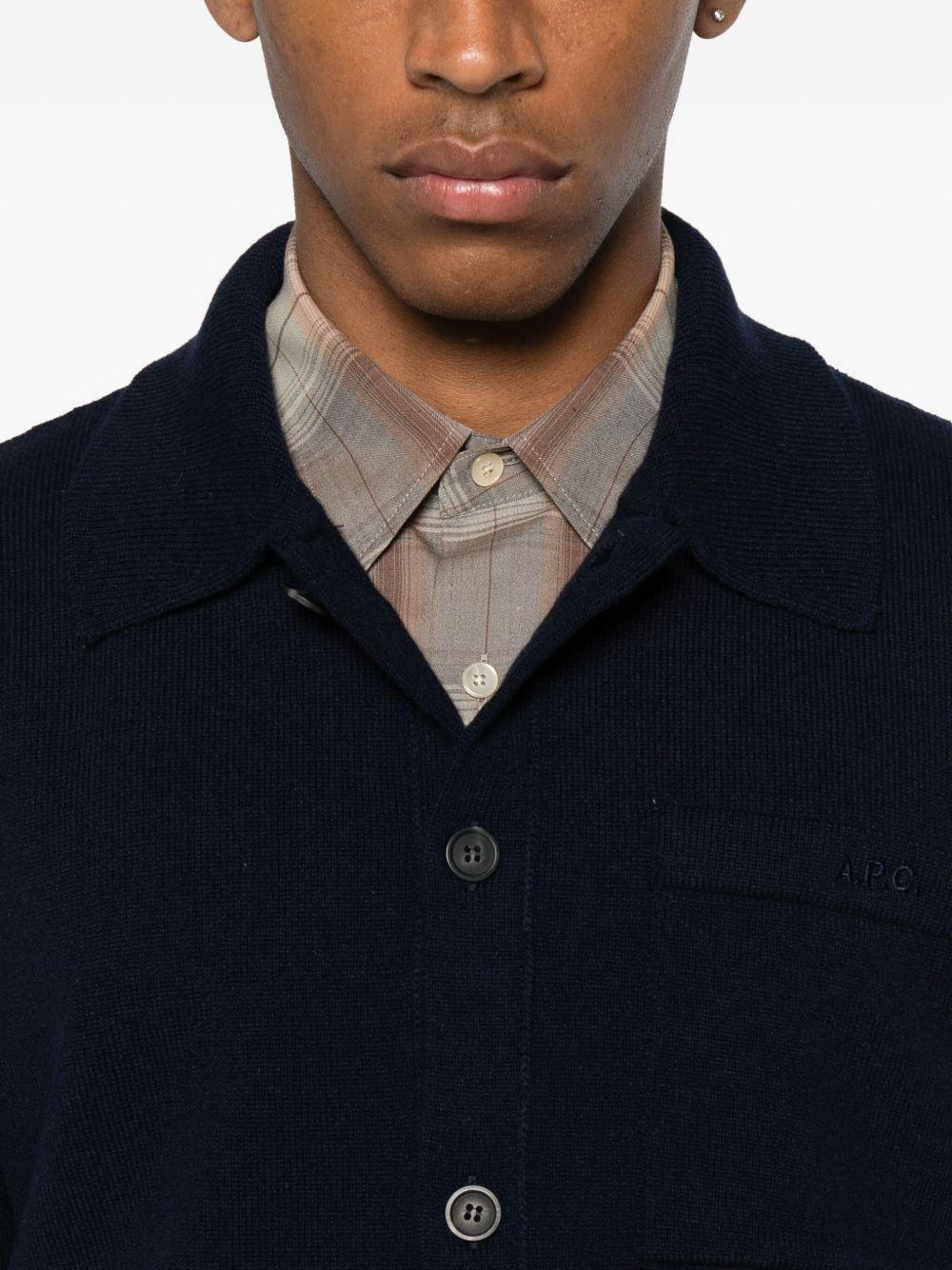 Cardigan con taschino in marrone A.P.C. - uomo 