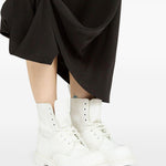 Stivaletti alti con lacci in bianco MM6 x Dr. Martens - donna 