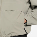 Giacca con cappuccio e zip in grigio Rains - donna 