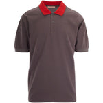 Polo con colletto a contrasto in marrone e rosso 
