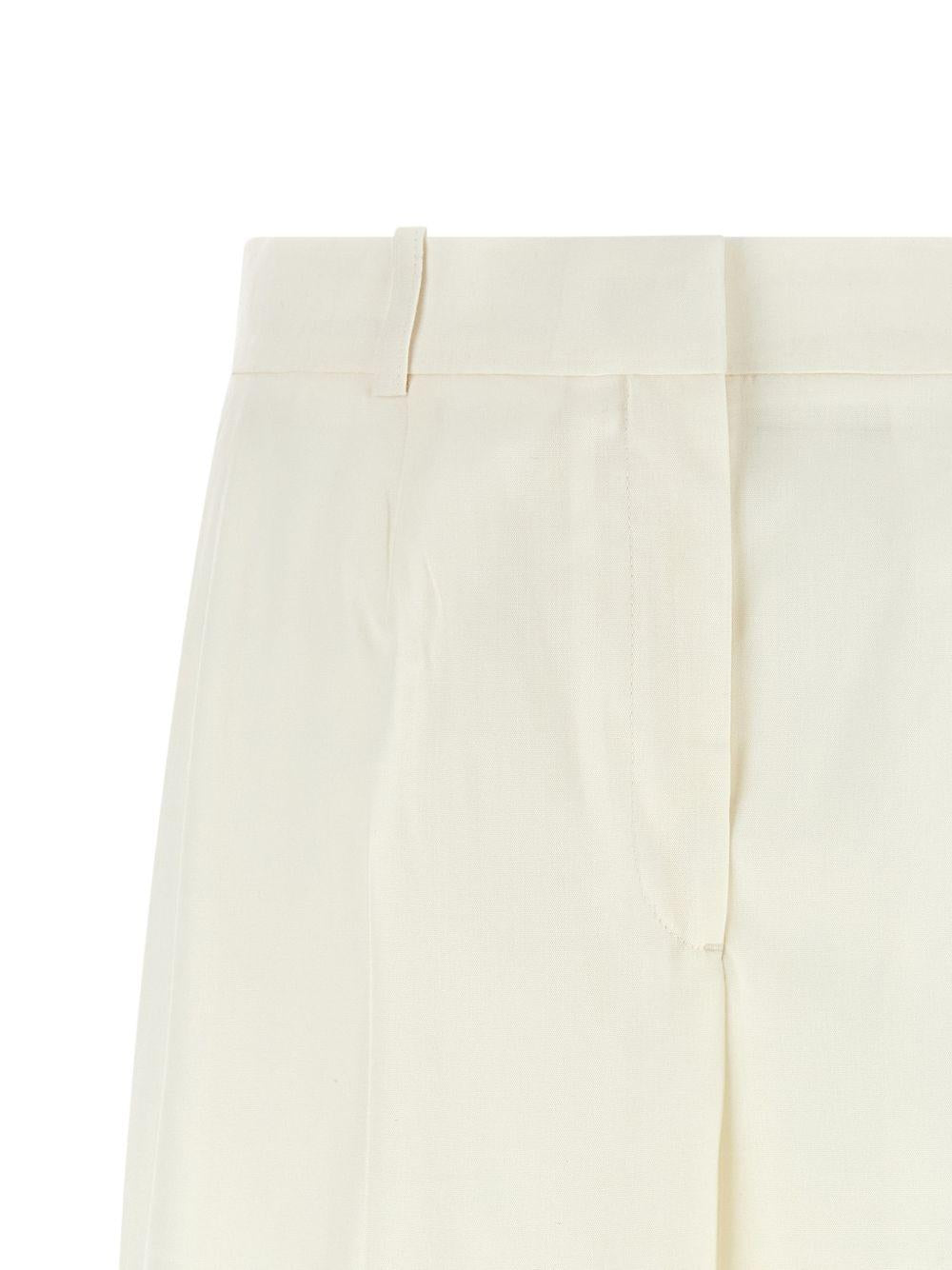 Shorts sartoriali con pieghe in bianco Toteme - donna 