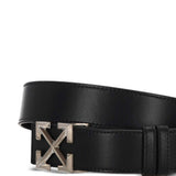 Cintura con motivo Arrow in nero Off white - unisex 