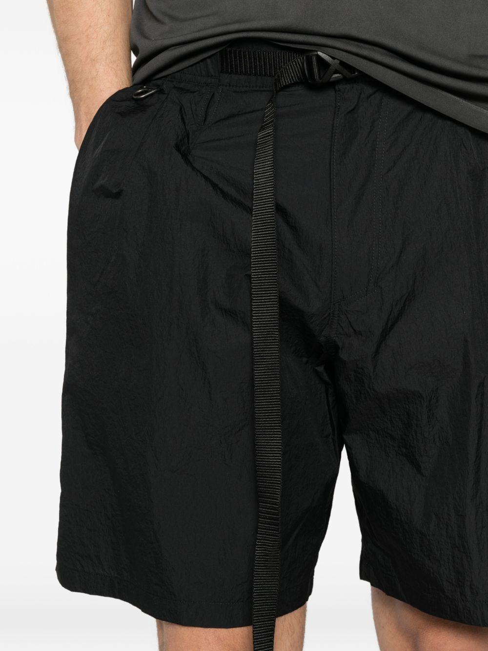 Shorts con vita elasticata in nero Oakley- uomo 