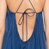 Abito con scollo decorato con perline Aster in blu 