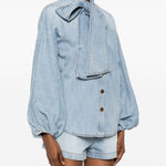 Camicia denim Indra con fiocco in azzurro 