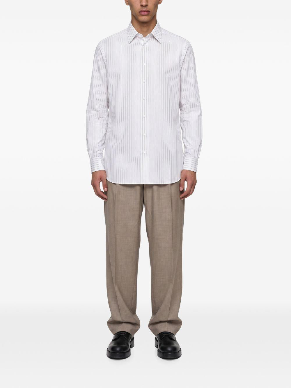 Camicia a righe in bianco 