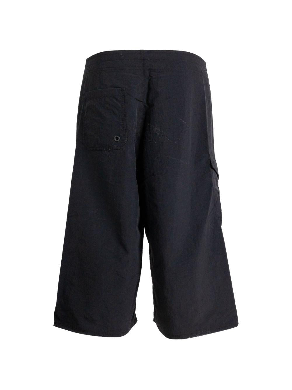 Pantaloncini da bagno con coulisse in nero Erl - unisex 