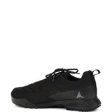 Sneakers allacciate con logo cingino in nero Roa - uomo 