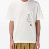 T-shirt con tasca a patta in bianco And wander - uomo 