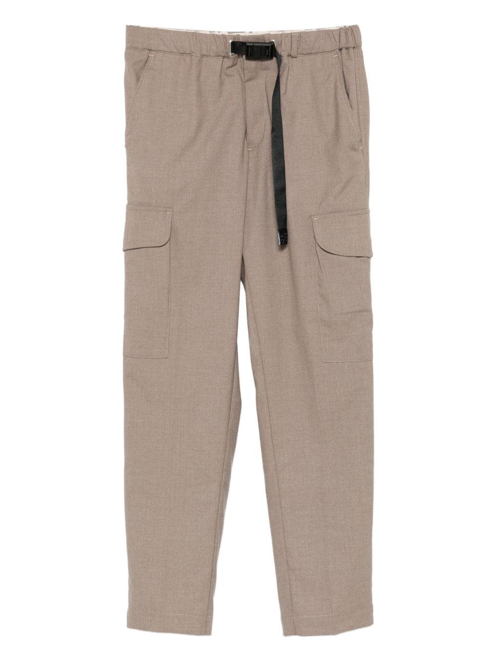 Pantaloni cargo con tasche in grigio Whitesand - uomo 