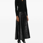 Maglione con scollo a v e targa con logo in nero Alexander wang - donna 