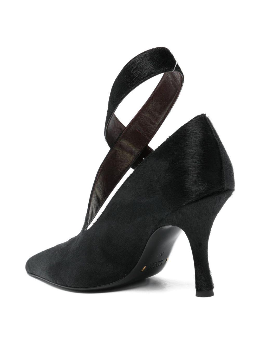 Décolleté con tacco con fibbia in nero Khaite - donna 