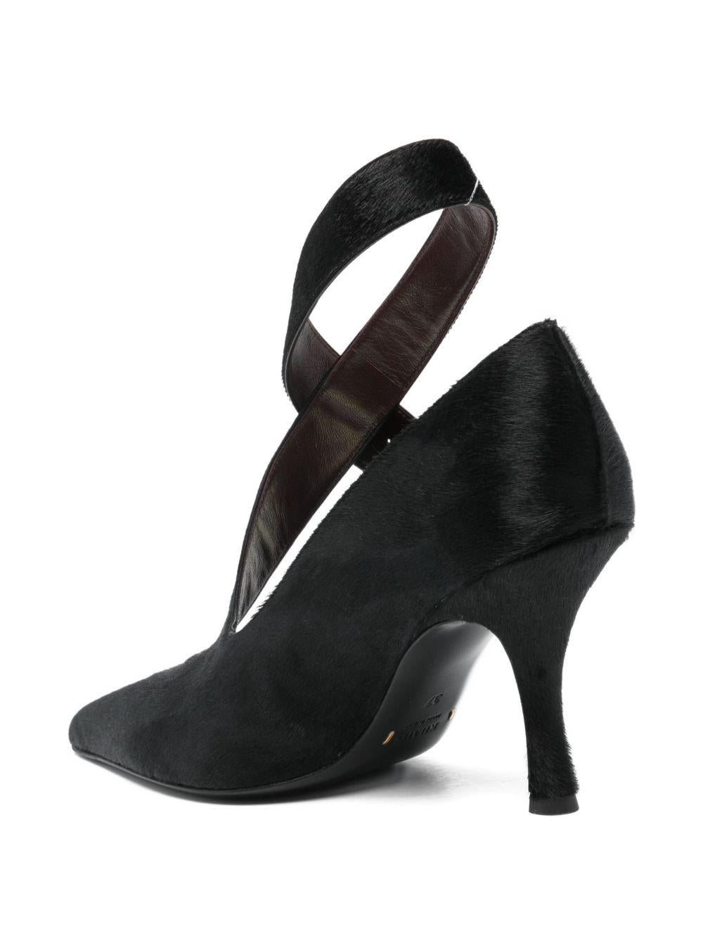Décolleté con tacco con fibbia in nero Khaite - donna 