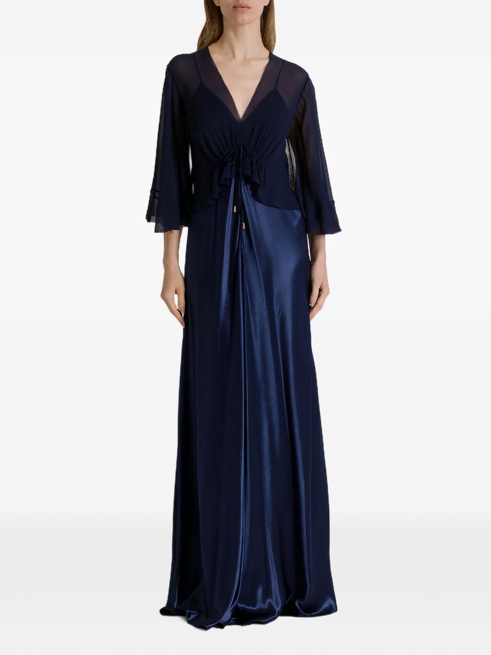 Abito maxi con maniche svasate in blu 