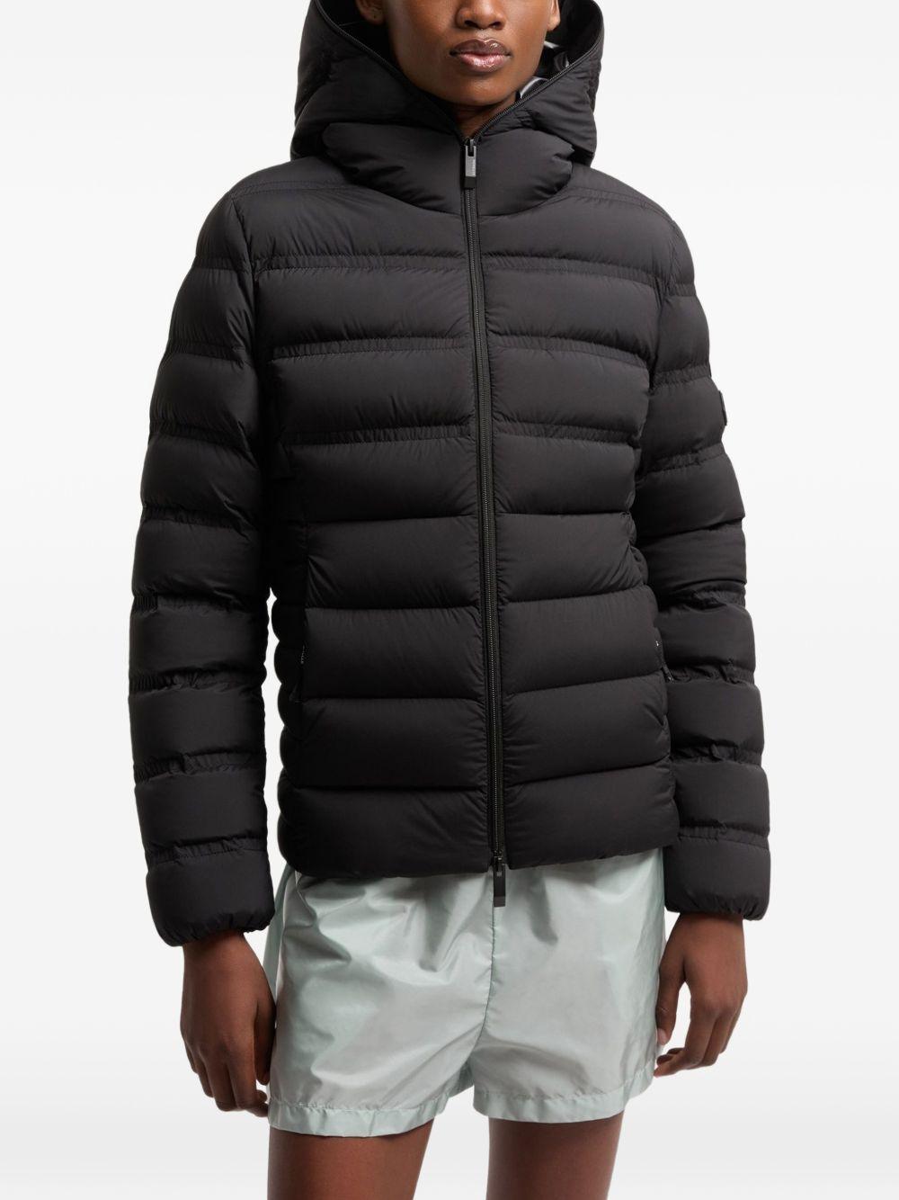 Piumino con cappuccio alete in nero Moncler - donna 