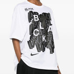 T-shirt con stampa in bianco e nero  Comme Des Garçons Black  x Nike - unisex 