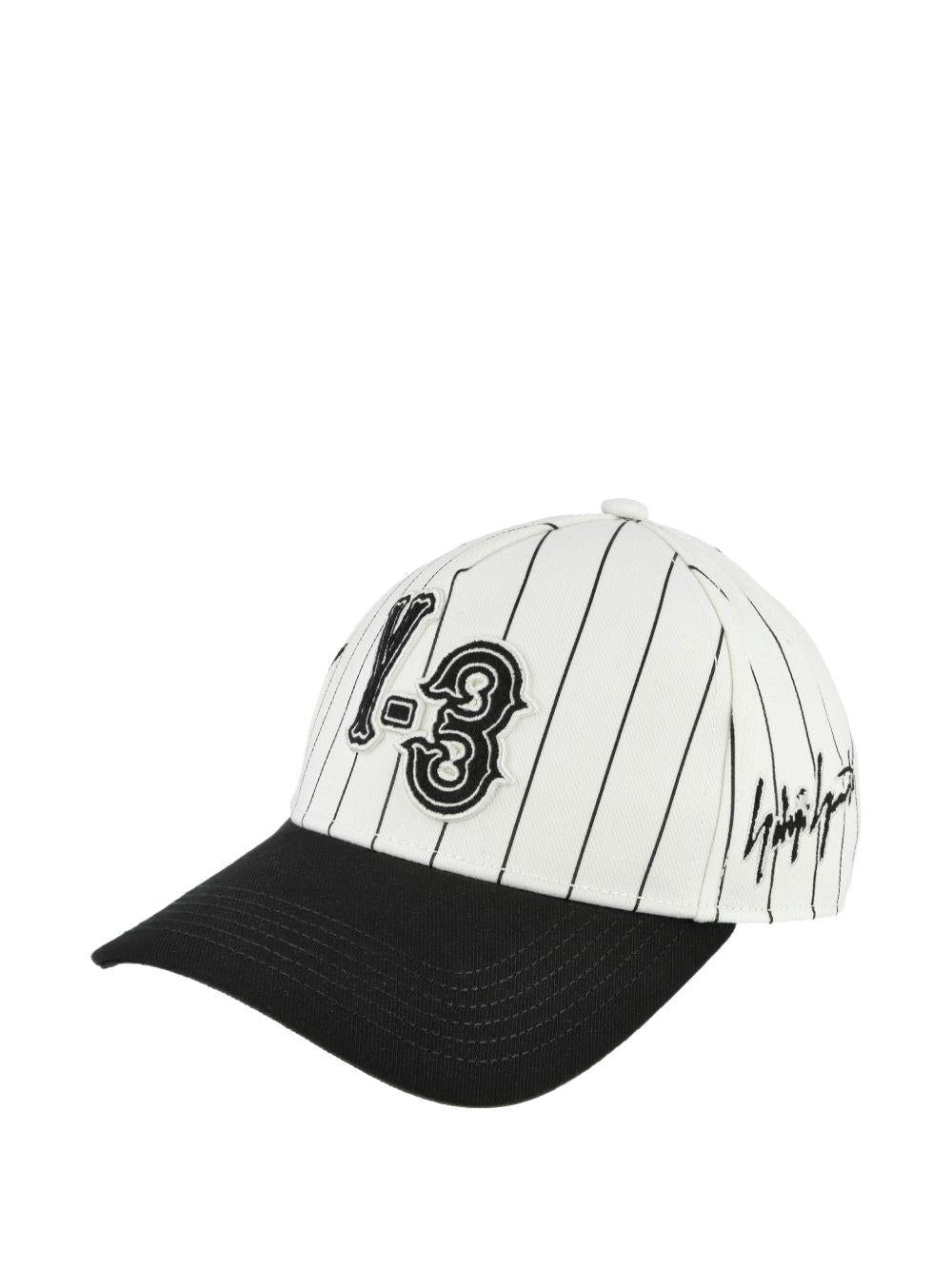Cappellino con logo e toppa a righe in bianco e nero Y-3 - uomo 