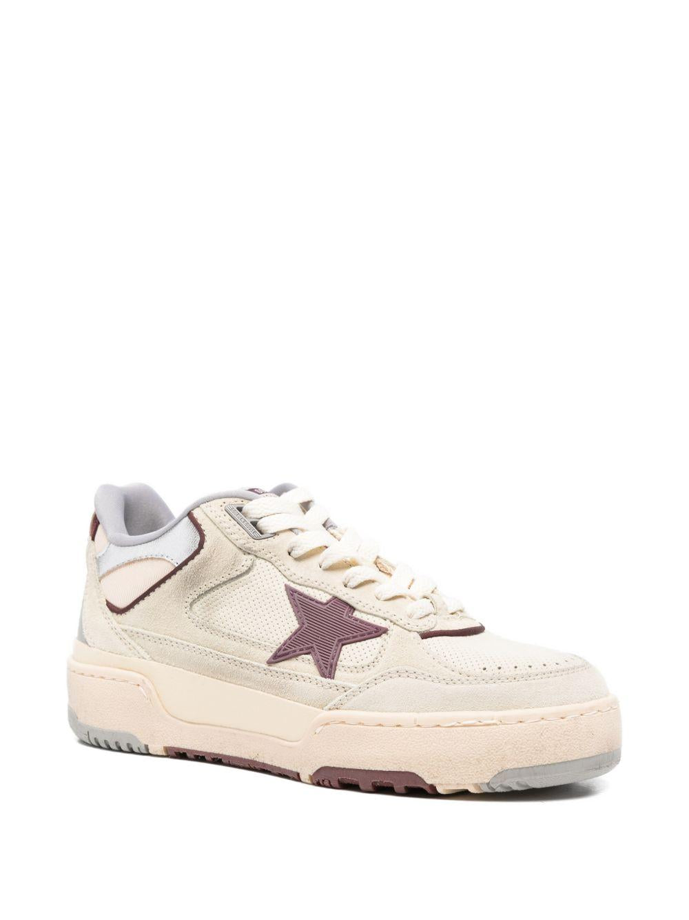 Sneakers fourty two in beige Golden goose - donna 