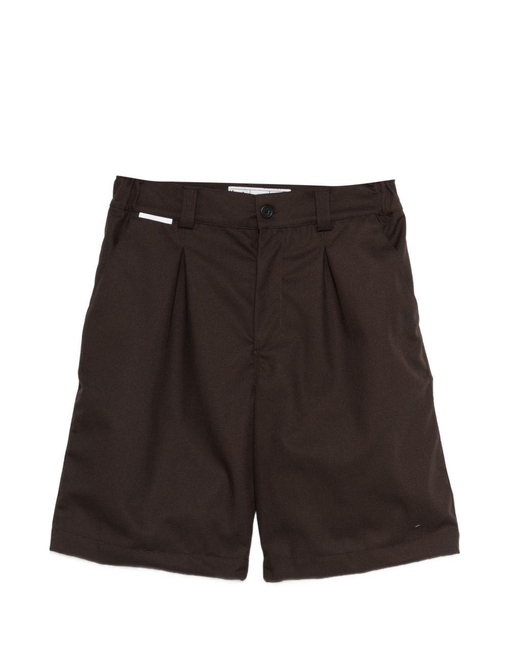 Pantaloncini con piega anteriore in marrone Gr10k replicated - uomo 