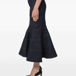 Gonna midi in denim con cintura in blu 