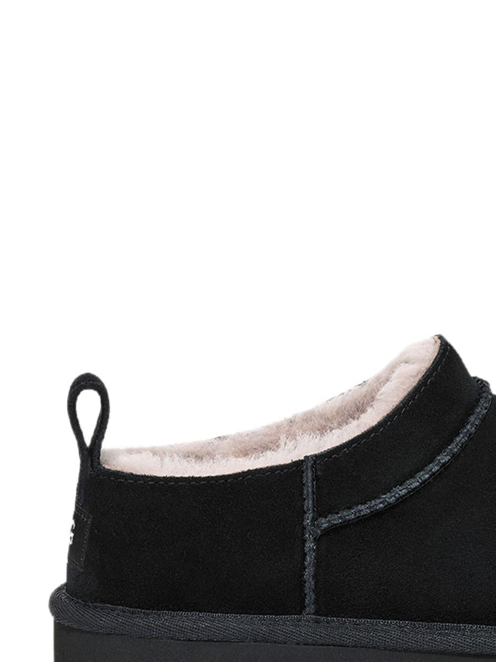 Mules Classic Micro in nero Ugg - uomo 