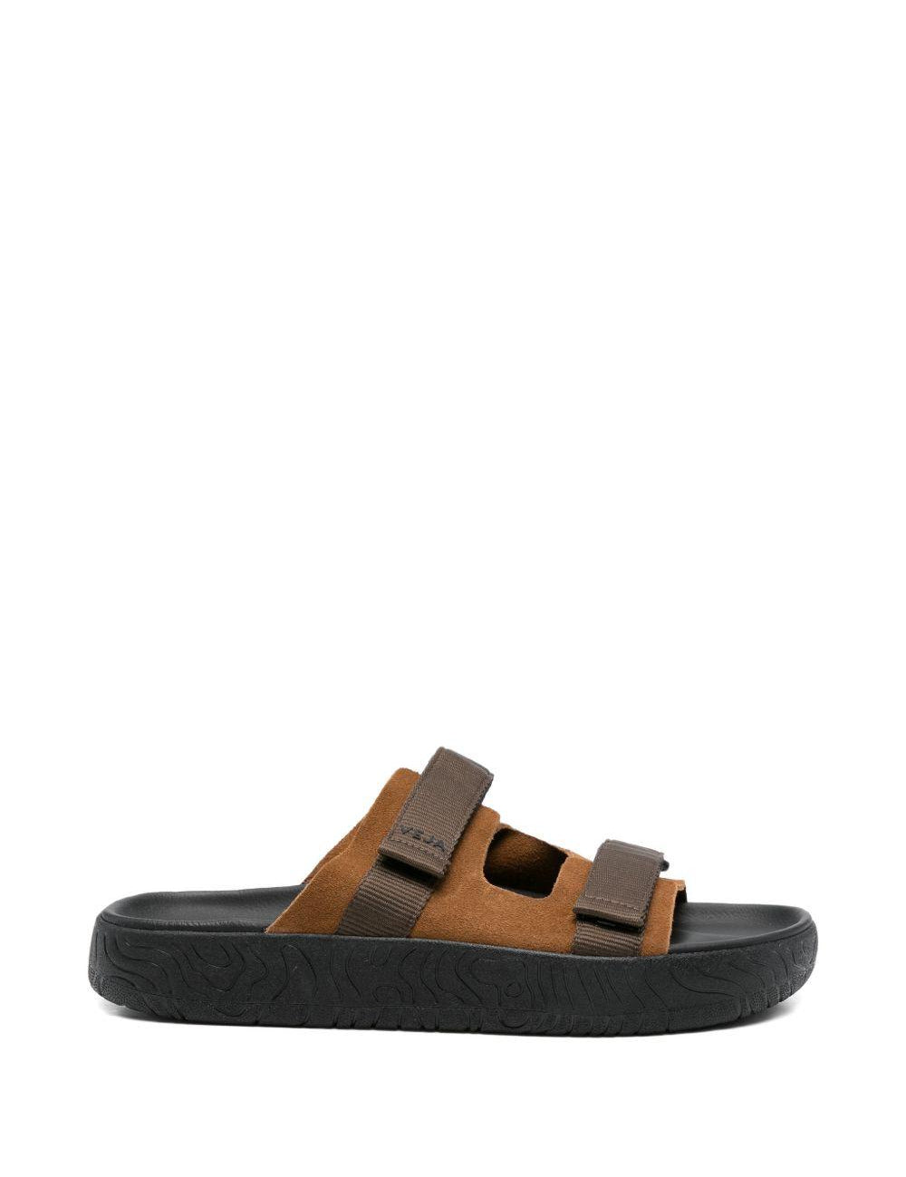 Ciabatte con cinturino touch-strap in marrone Veja - uomo 