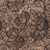 Abito lungo in pizzo con scollo all'americana in nero 