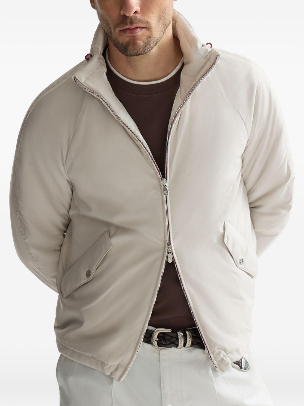 Giacca con cappuccio in nylon in bianco Brunello cucinelli - uomo 