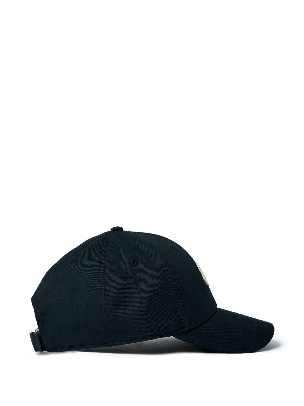 Cappello da baseball con applicazione logo in bianco Moncler - unisex 