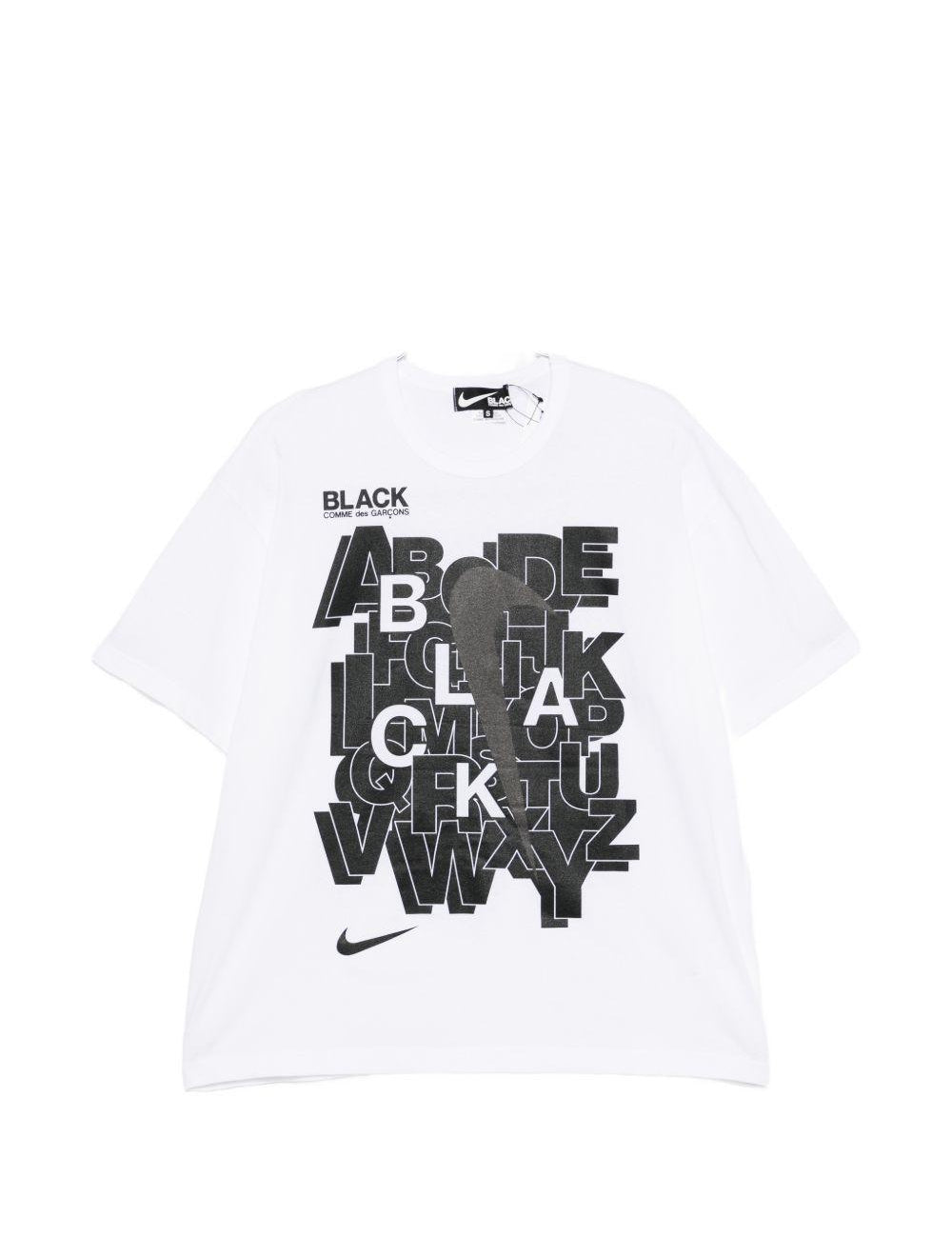 T-shirt con stampa in bianco e nero  Comme Des Garçons Black  x Nike - unisex 