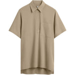 Polo a maniche corte con tasca applicata in beige Toteme - donna 